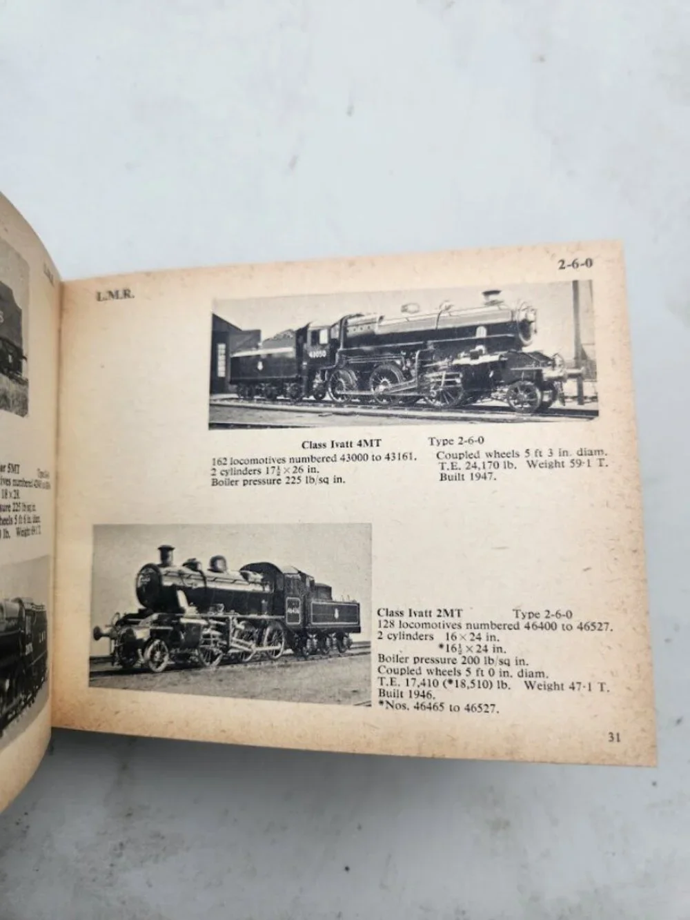 The Dumpy Pocket Book of Locomotives Trains British and European Train Book Hard
